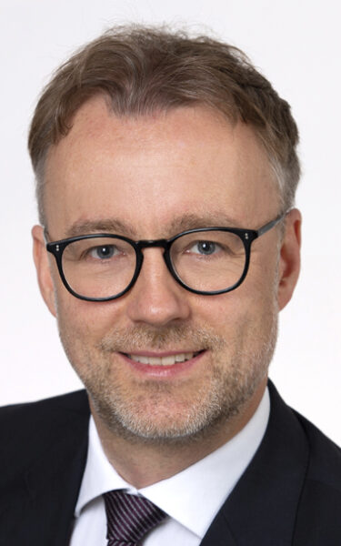 Axel Schmid